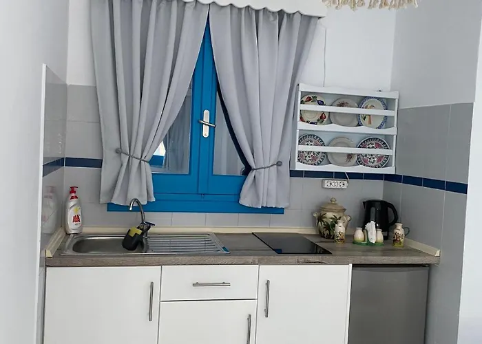 Giavasi Seaside شقة Foiníkion