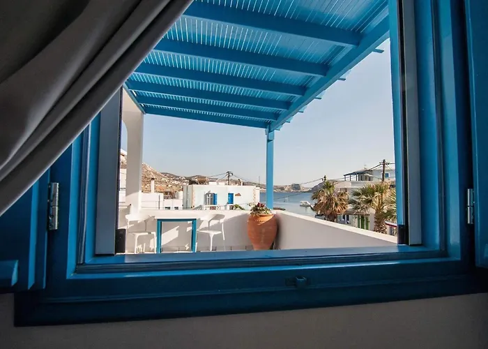 Giavasi Seaside Foiníkion